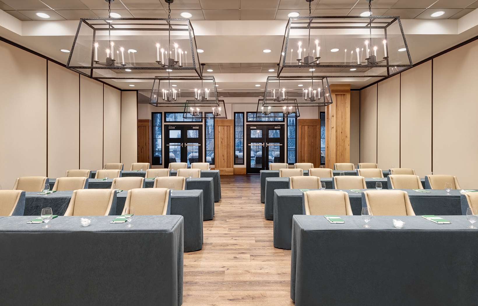 Meetings & Events 23