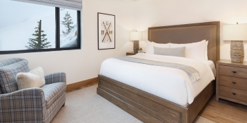 Snowpine Suite Bedroom