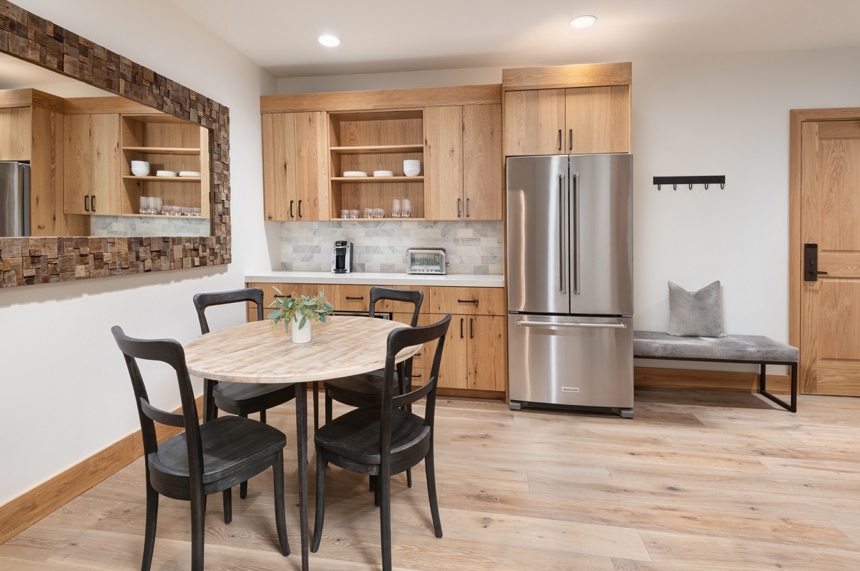 Snowpine Suite Kitchen