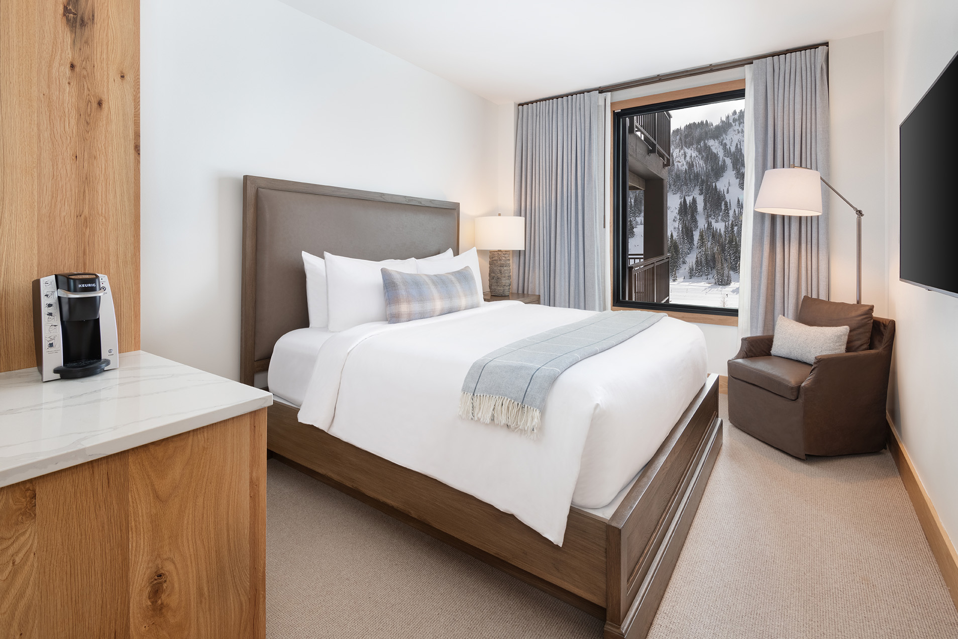 Rooms & Suites 2