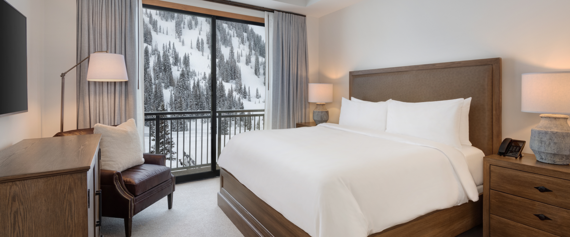Slopeside Suite