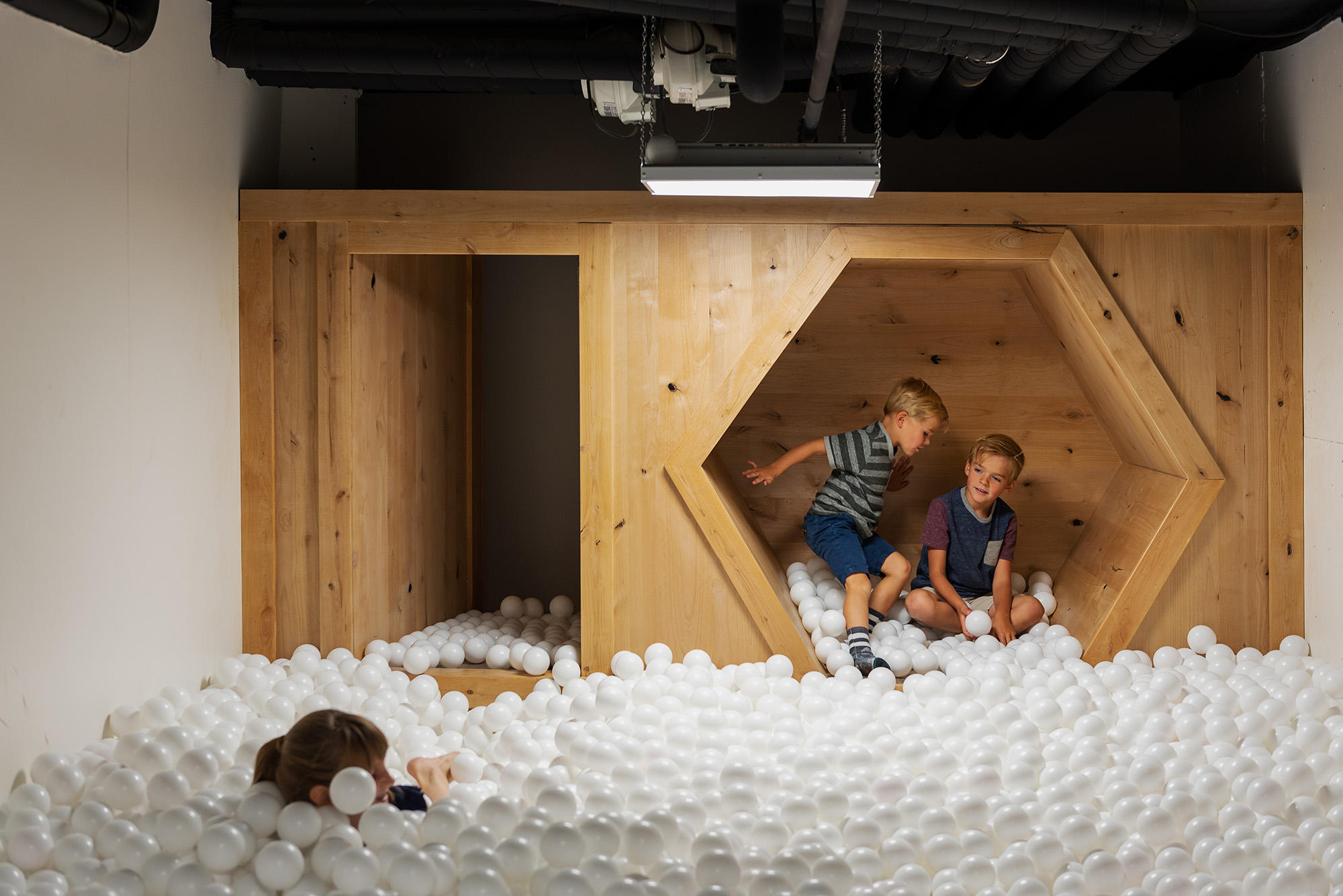 Indoor ball pit