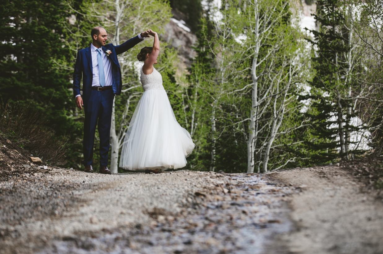 Marry her at Snowpine Lodge