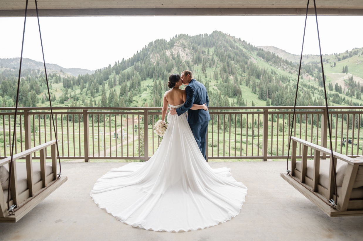 Get Married at Snowpine Lodge 7