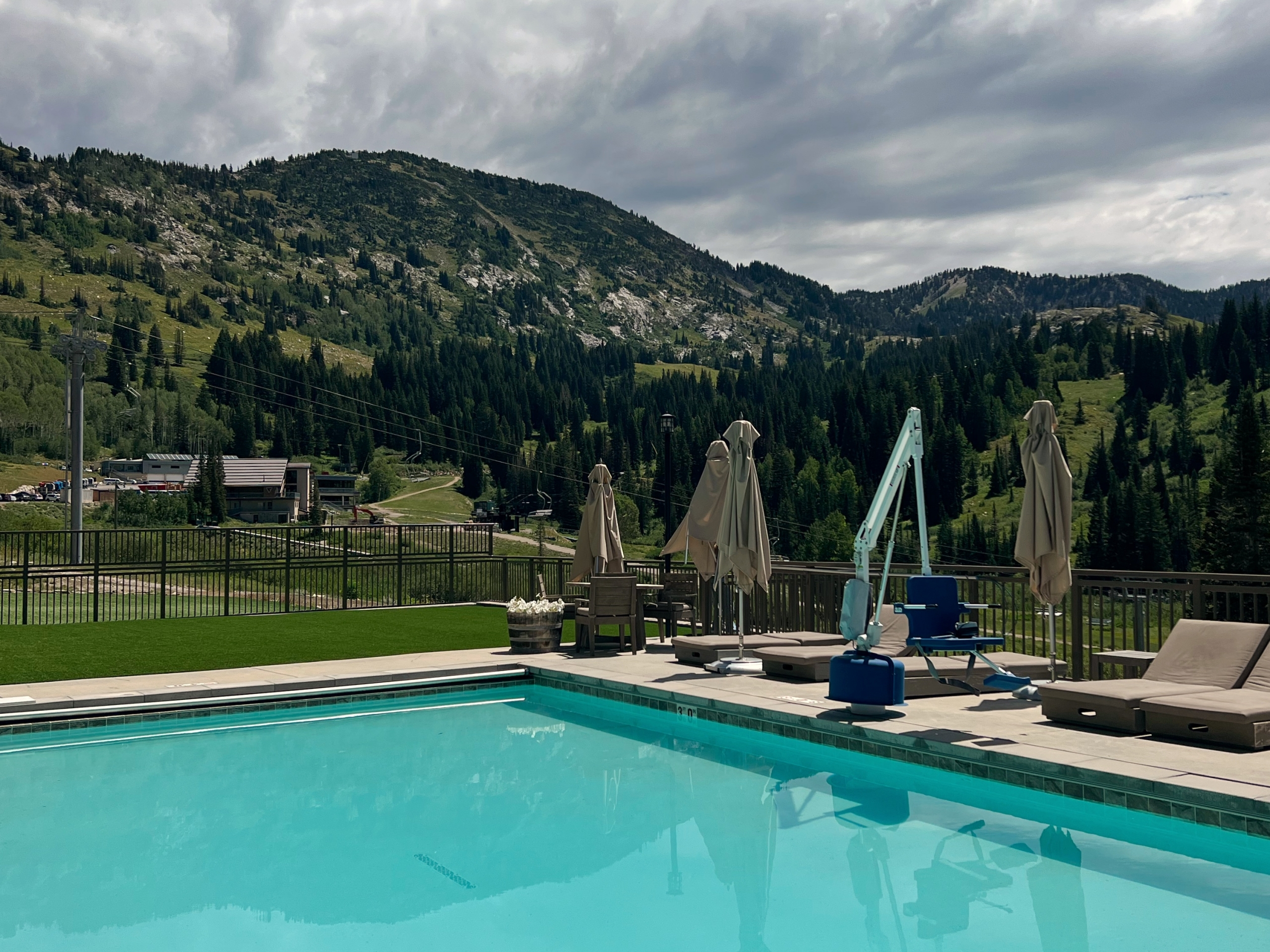 Your Summer Getaway to Snowpine Lodge 1