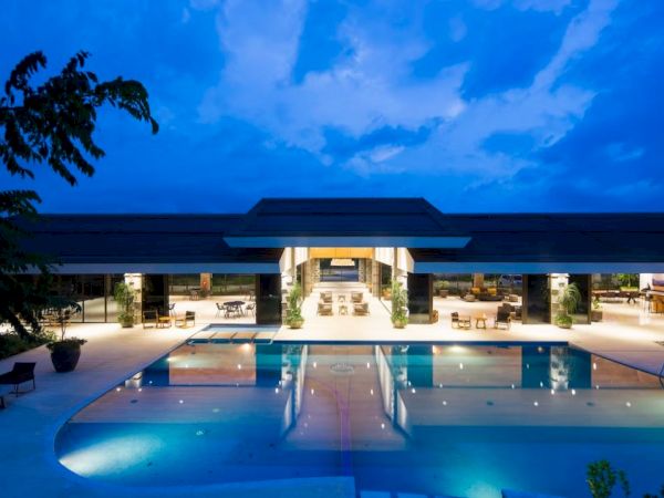 Snowpine Lodge